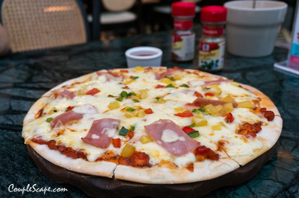 Hawaiian Pizza