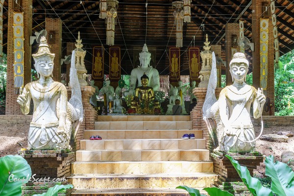 วัดผาลาด