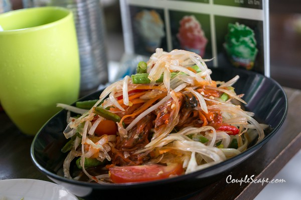 ส้มตำโซลาว