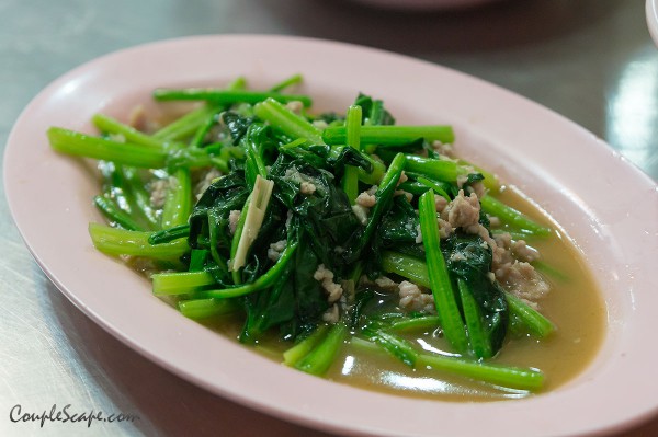 ปวยเล้งผัดหมูสับ