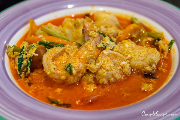 กุ้งผัดผงกระหรี่