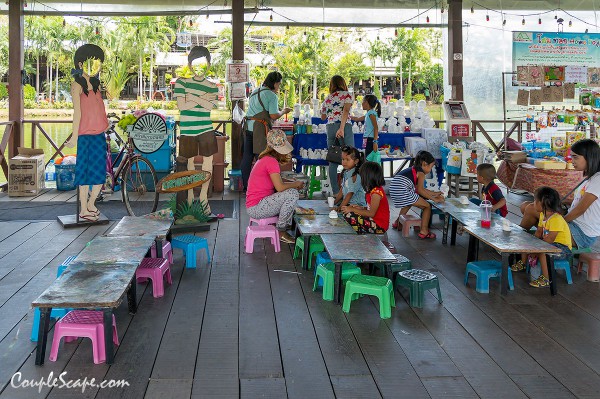 19ตลาดเกาะกลอย