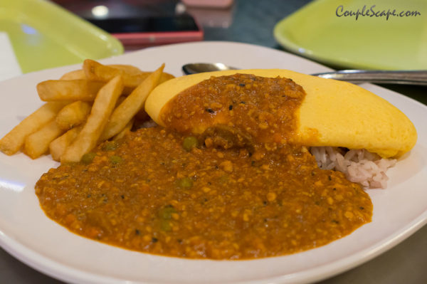 Rice Omelet with Curry Plate