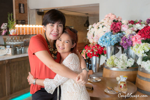 พี่อ้อย คลับฟรายเดย์