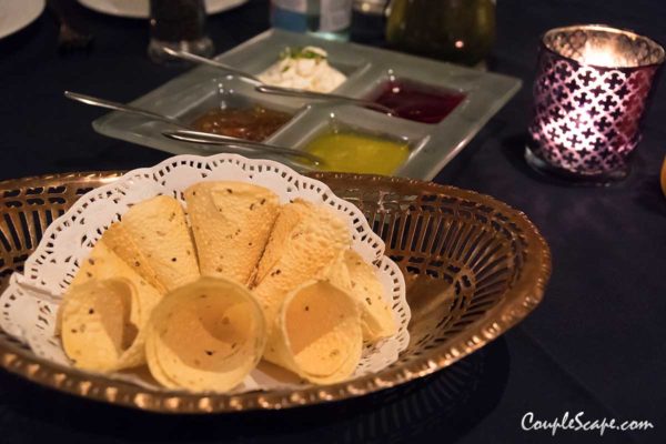 Papadum cones & Chutney