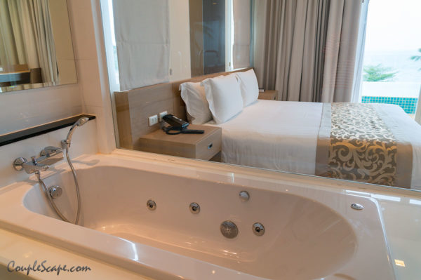 2 Bedrooms Pool Villa Sea View