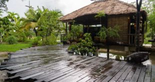 ร้านเรือนไม้